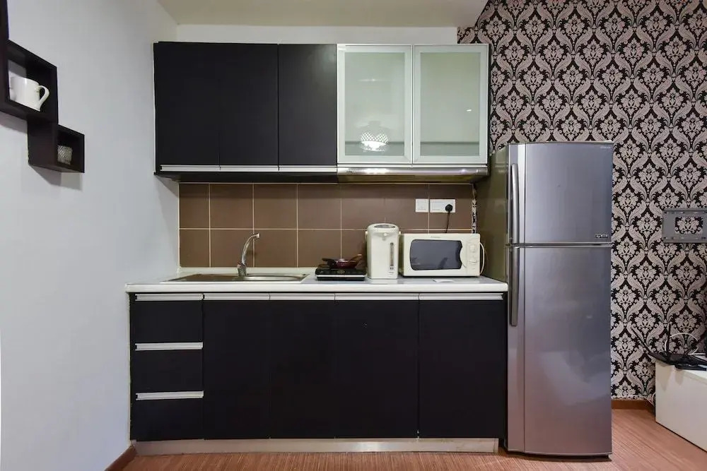 OYO Home 968 Homely 1BR Taragon Puteri