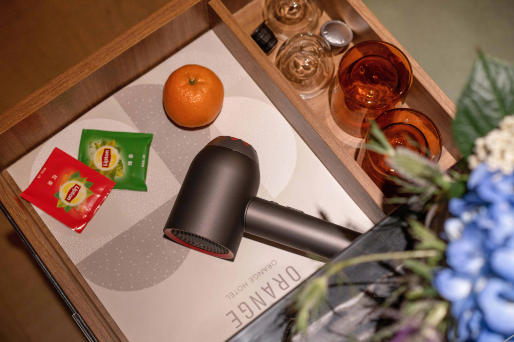 Orange Hotel  (Beijing huiyizhongxin）