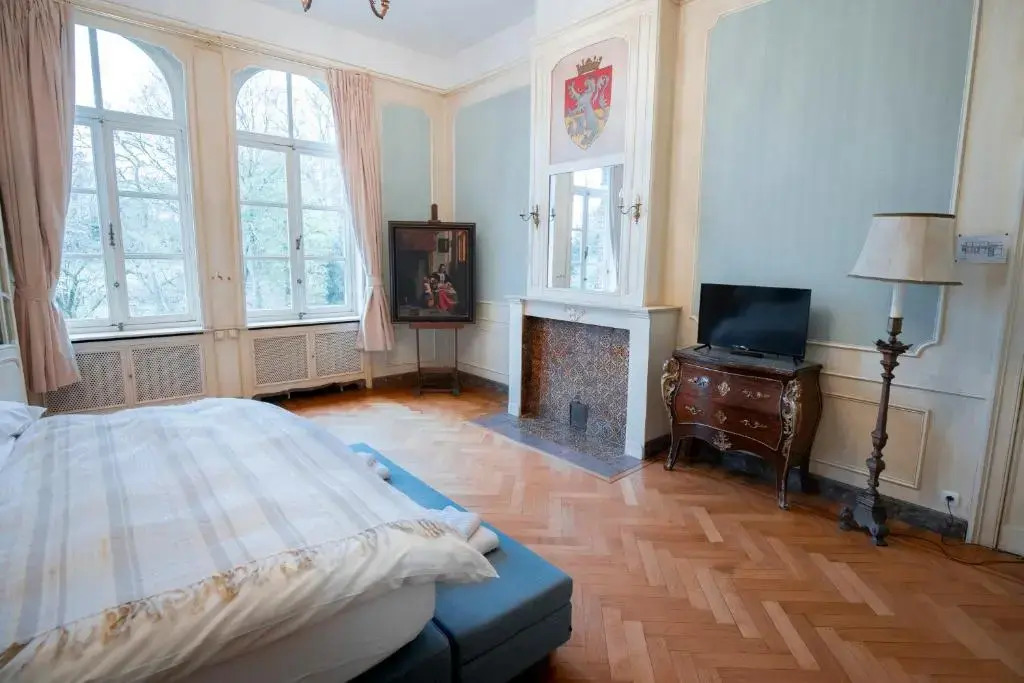 B&B Chateau de Ramegnies-Chin