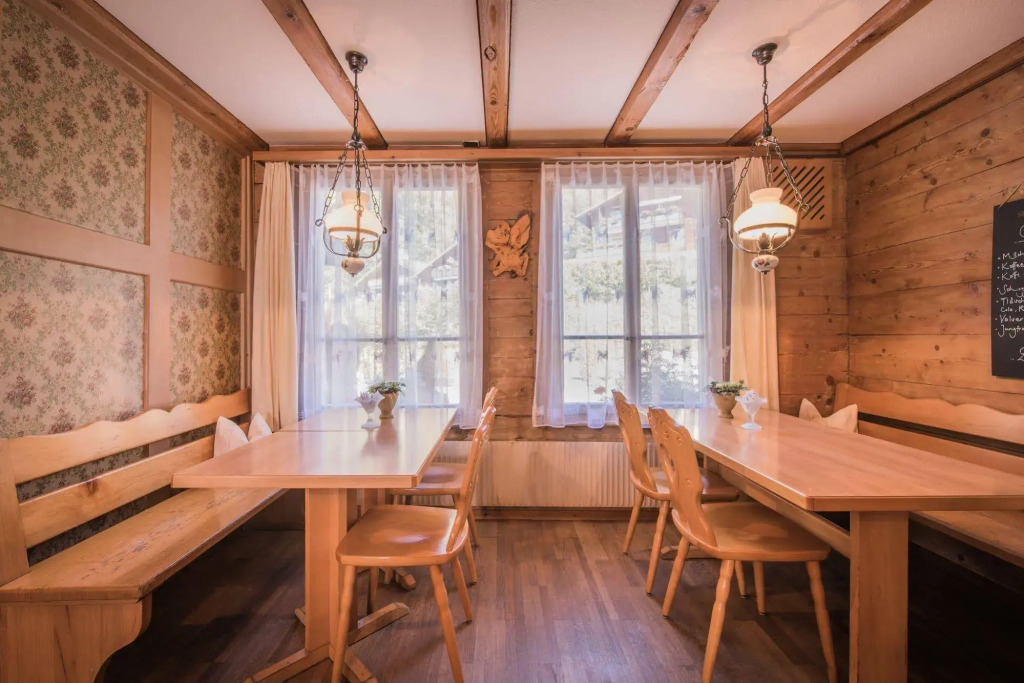 Gasthof Schoenegg B&B
