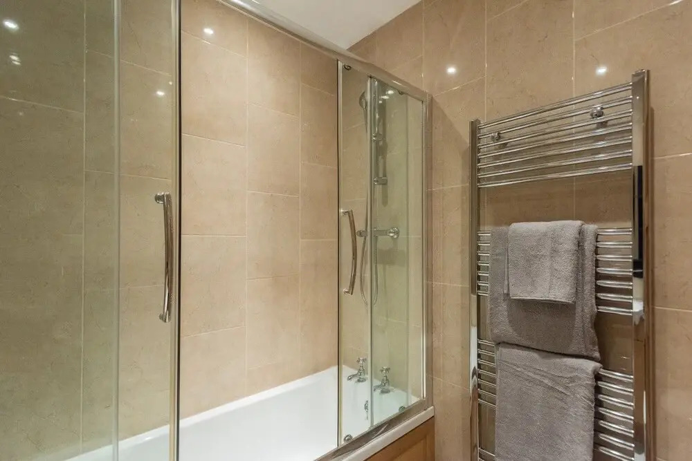 Spacious 3 bed apartment in Bristol City Centre