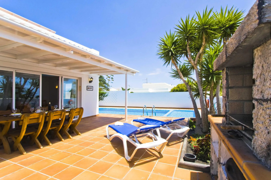 Seajay (L1) In Tias With 3 Bedrooms And 2 Bathrooms