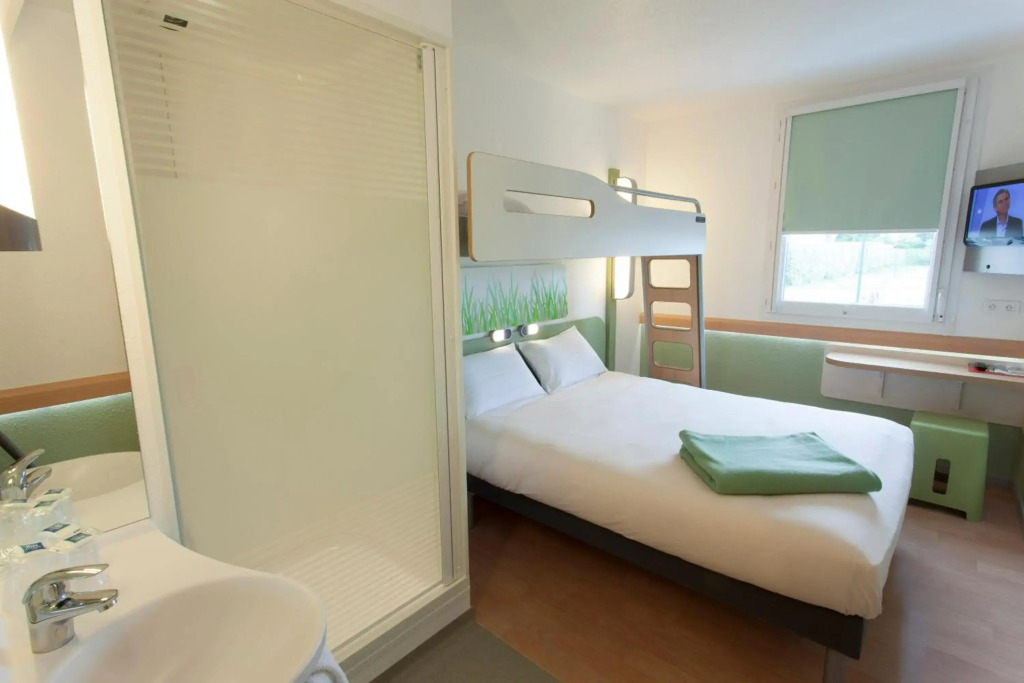 ibis budget Cherbourg - La Glacerie