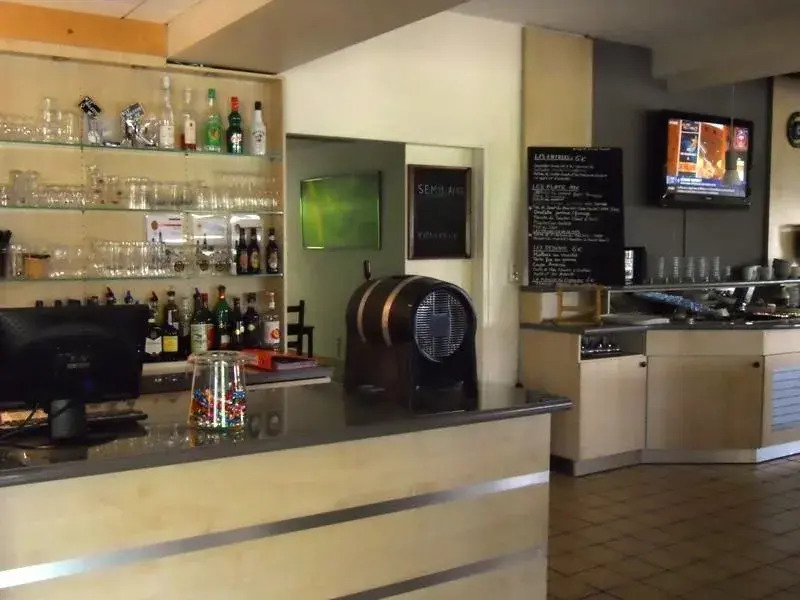 Hotel Kyriad BESANCON - Palente