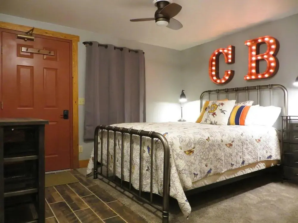 Three Seasons Hotel Suites by Crested Butte Lodging