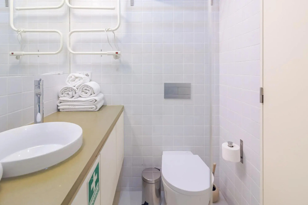 Taipas 3 in Oporto With 1 Bedrooms and 1 Bathrooms