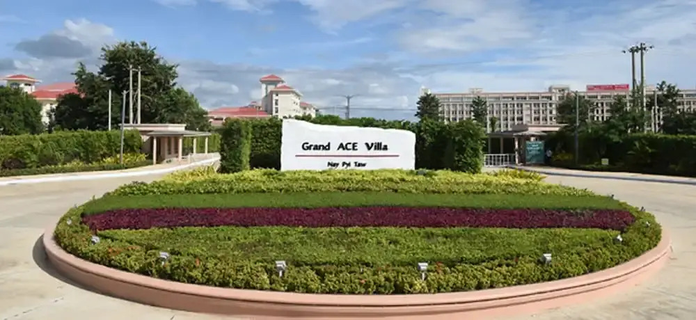 The Hotel Grand ACE