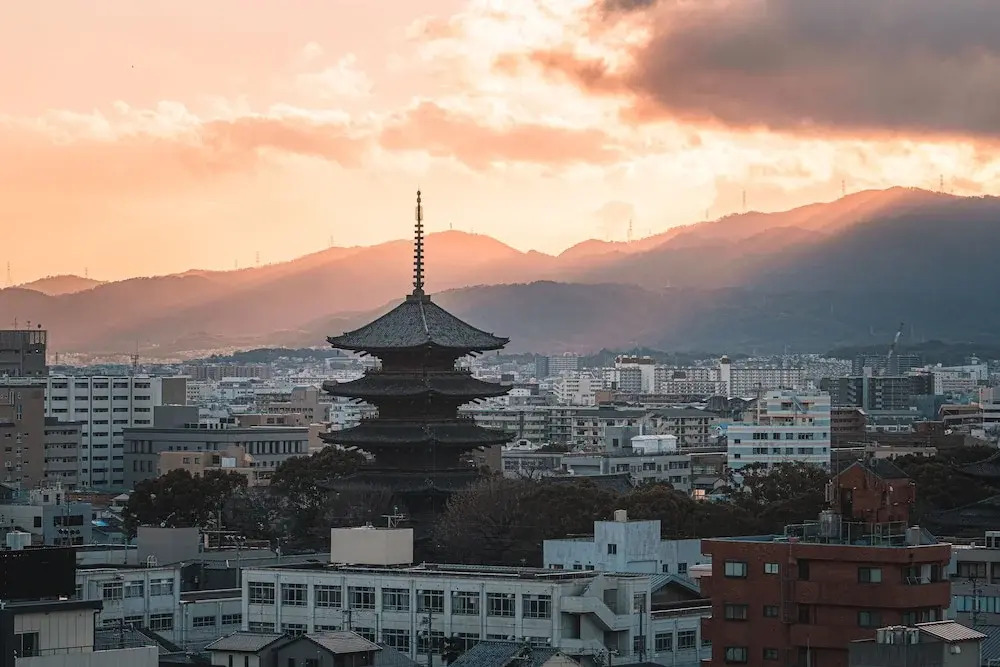 Wise Owl Hostels Kyoto
