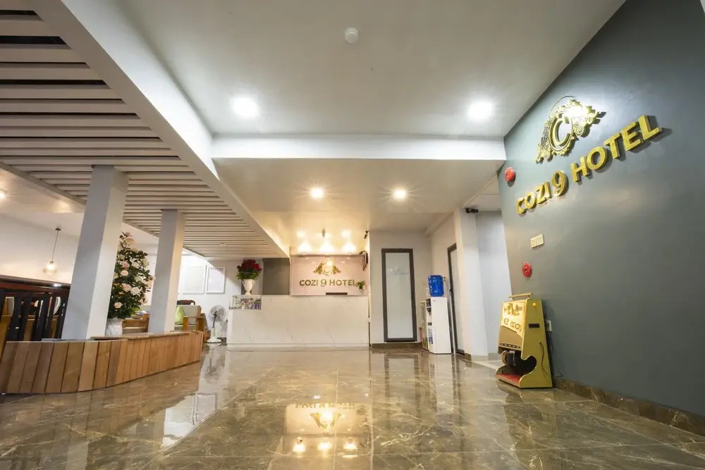 Cozi 9 Hotel