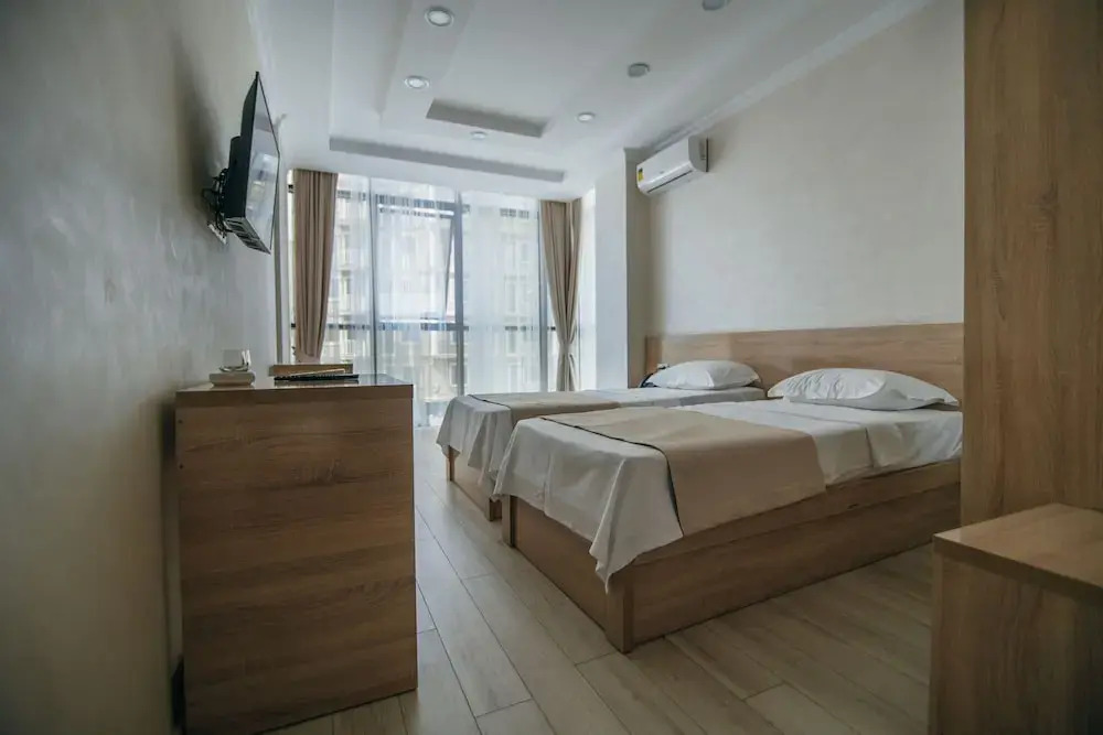 Hotel Batumi Palace