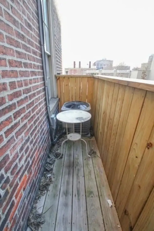 Fantastic Comfort! Downtown + Old City! Sleeps 5!