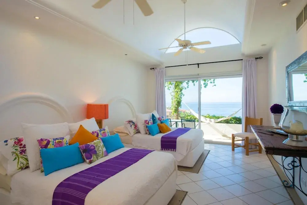 Amazing Ocean View From 6 Bedroom Pedregal Home: Villa Cerca del Cielo
