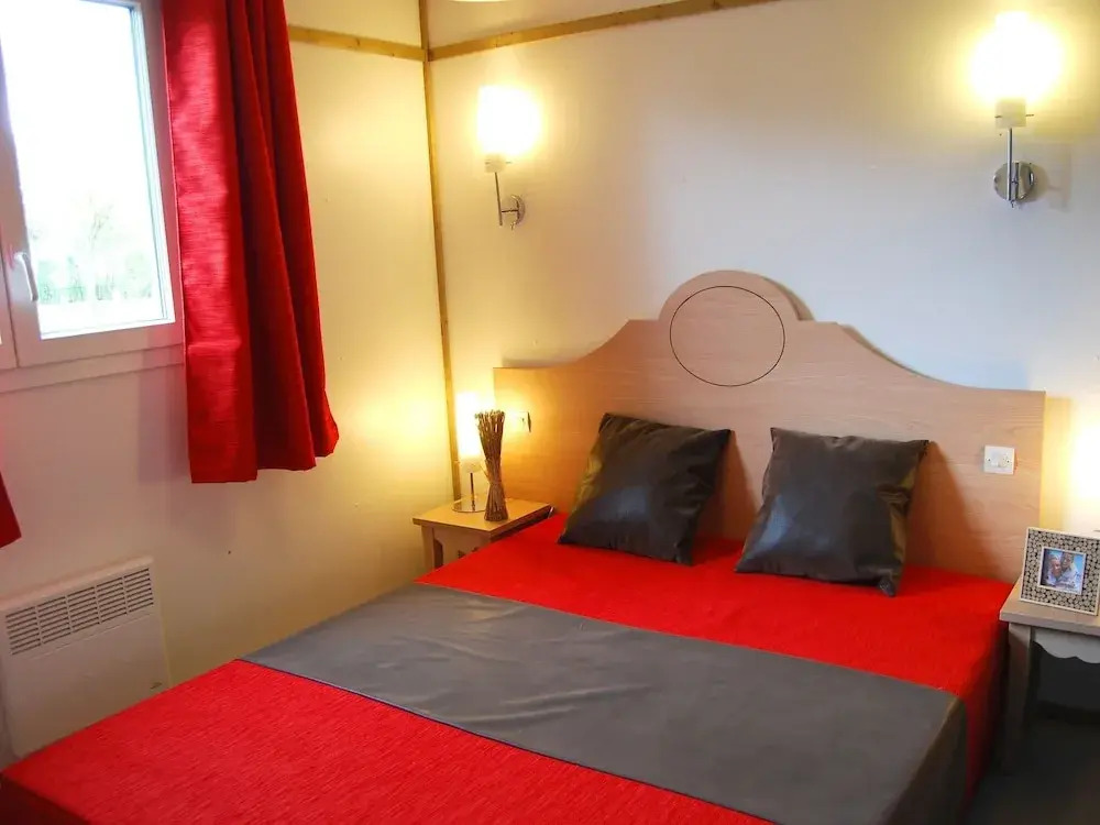 Detached Chalet With Dishwasher, on the Banks of the Lot