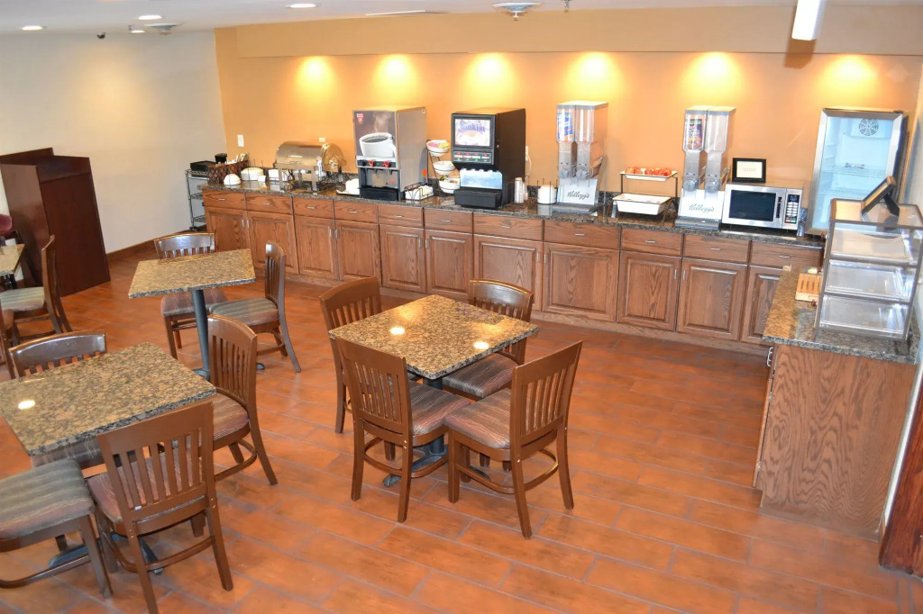 Best Western Fort Wayne Inn & Suites North