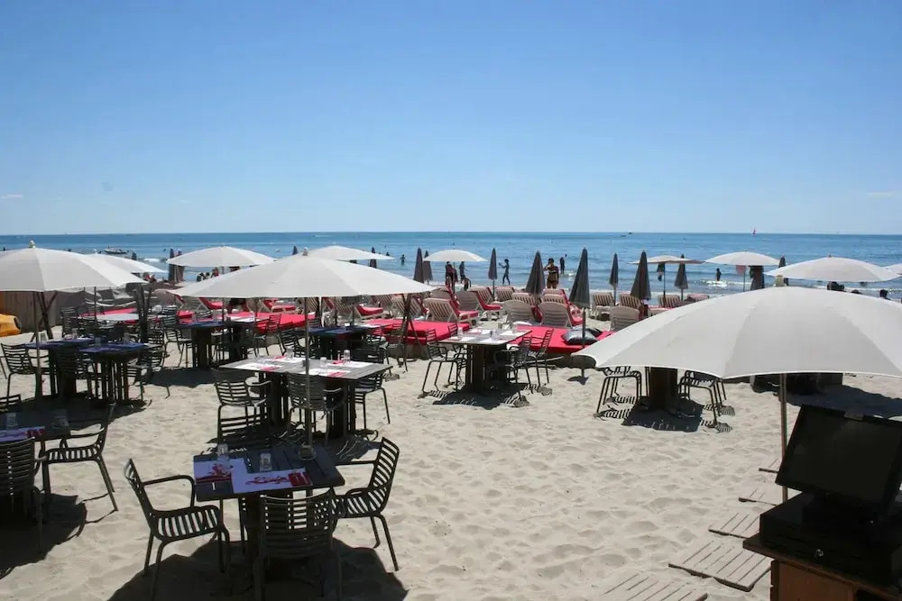 Apartment With one Bedroom in Lattes, With Pool Access, Enclosed Garden and Wifi - 5 km From the Beach