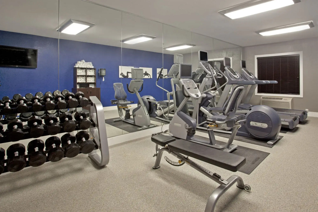 Holiday Inn Express Hotel & Suites Minneapolis - Minnetonka by IHG