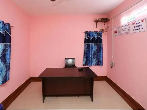 OYO 14666 Galaxy Guest House