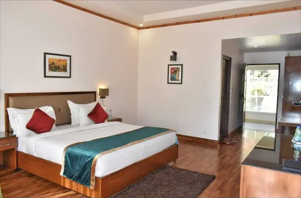 Misty Oaks Resorts