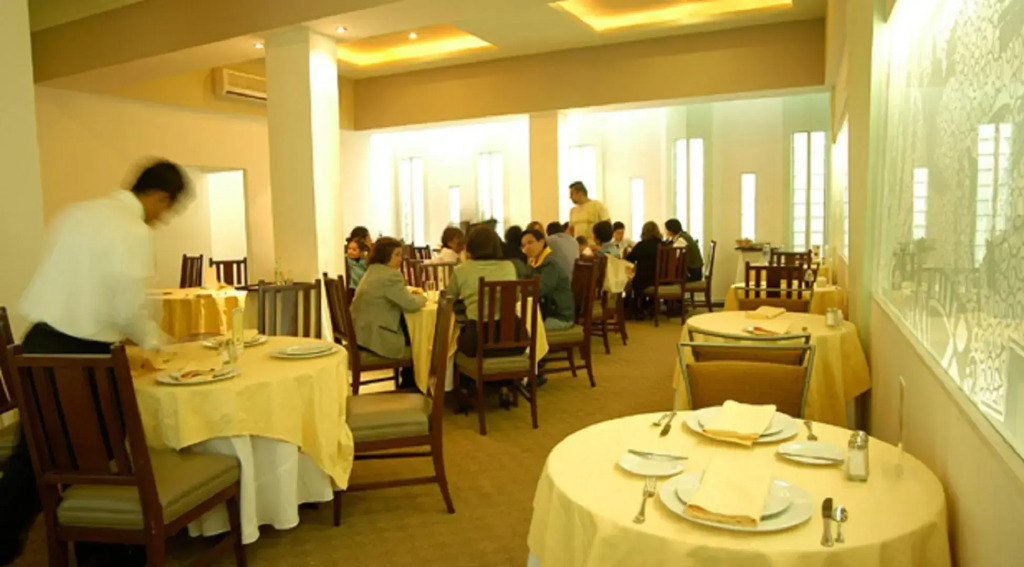 Hotel Leon