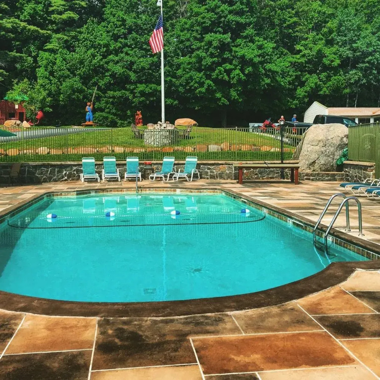 Super 8 by Wyndham Lake George/Downtown