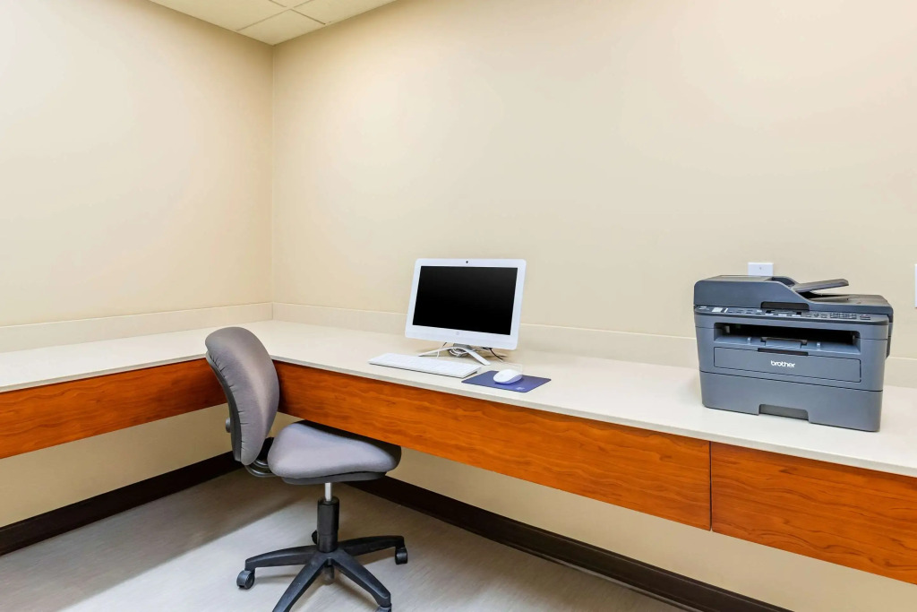 Comfort Inn & Suites West Des Moines