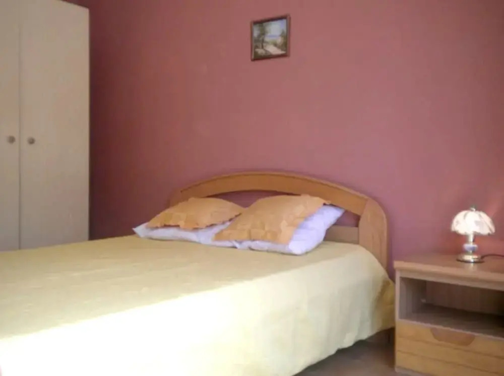 Villa With 4 Bedrooms in Trets, With Wonderful Mountain View, Private