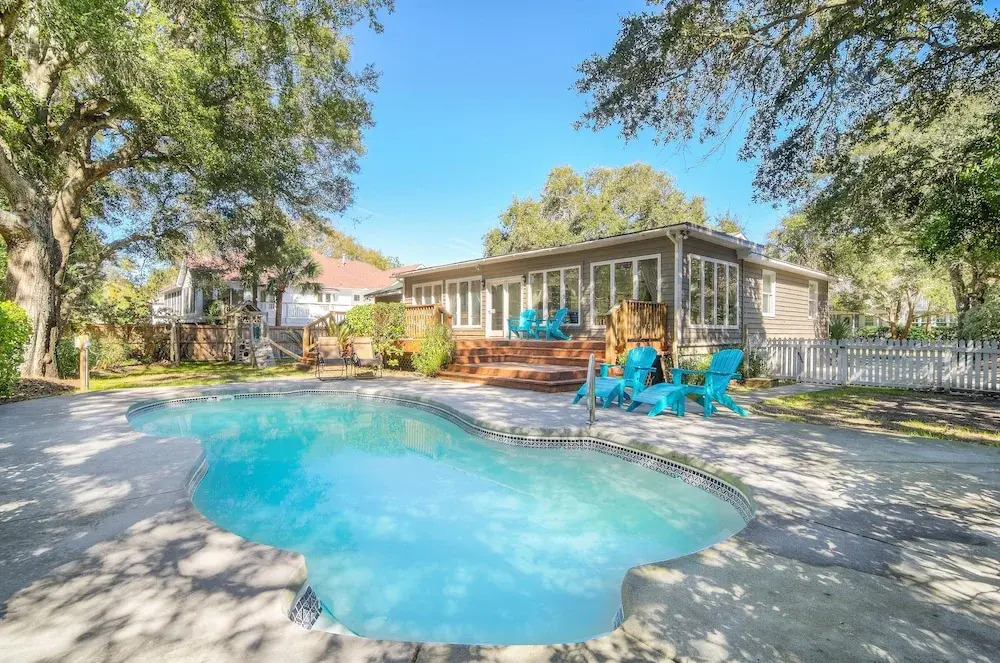 13 44th Ave. - 3 Br Home