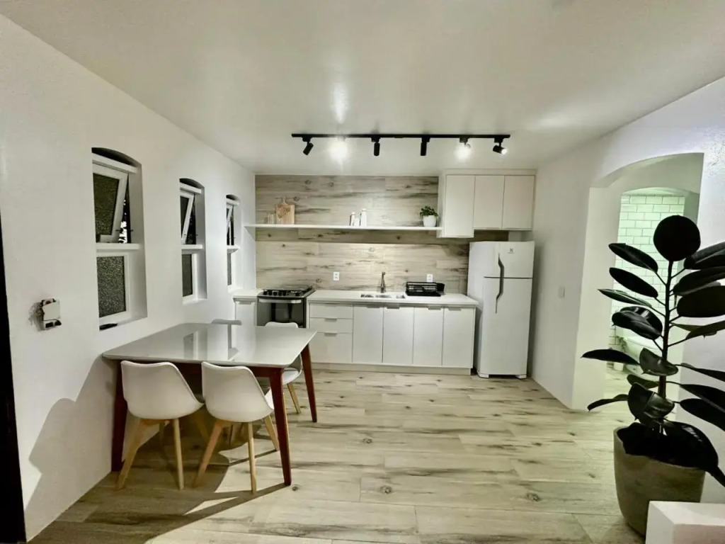 Apartamento estilo Chalé com piscina