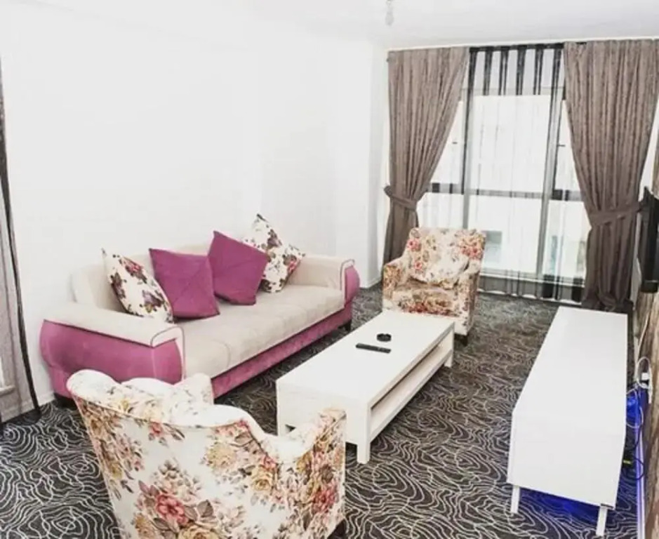 The Grand Suites