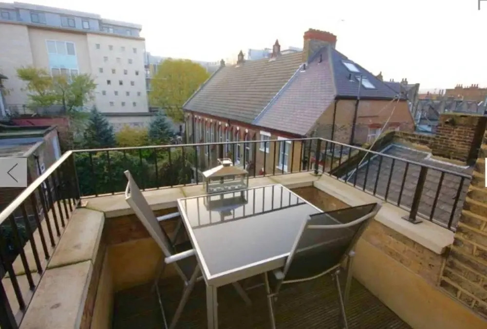 Cute Balcony Flat for 2, Close to King's Cross!