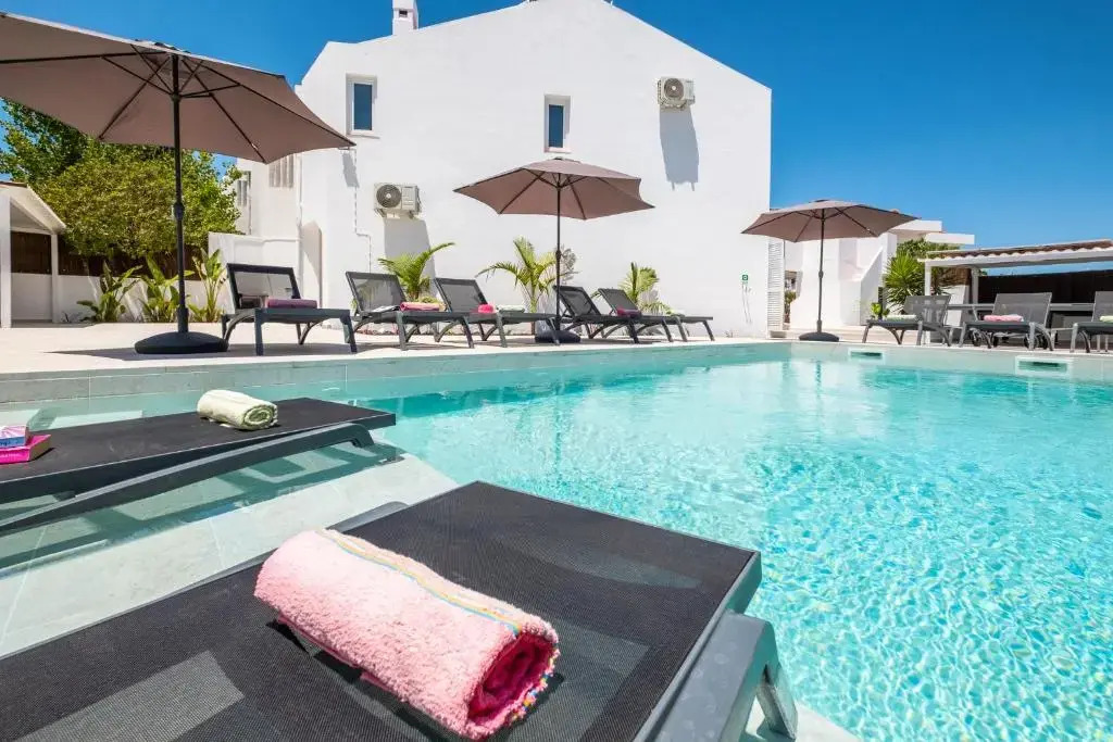 Villa Paradisius - Moradia moderna com piscina aquecível e BBQ - Albufeira