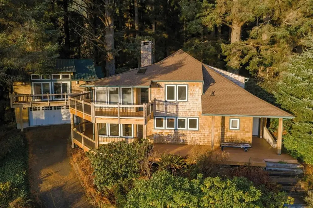 Coastal Getaway in Manzanita w Fire Pit, Guest House & Views Seagrove by Avantstay