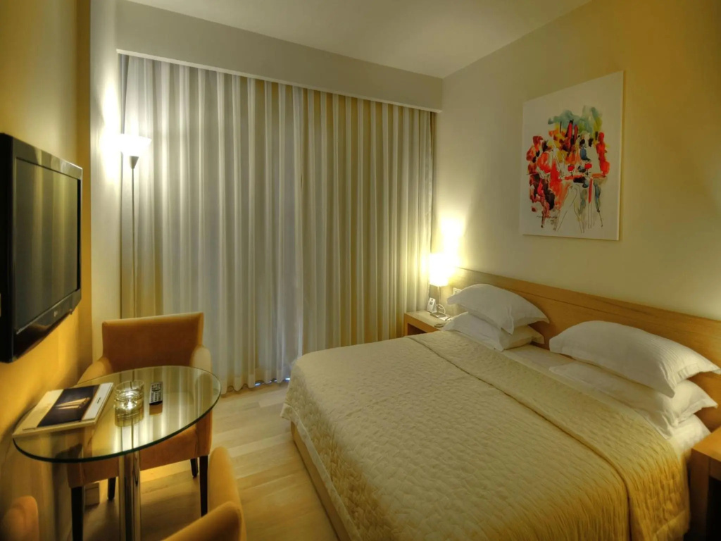 Lvzz Hotel