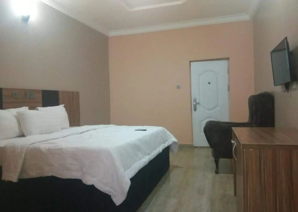 Pameec Luxury Suites