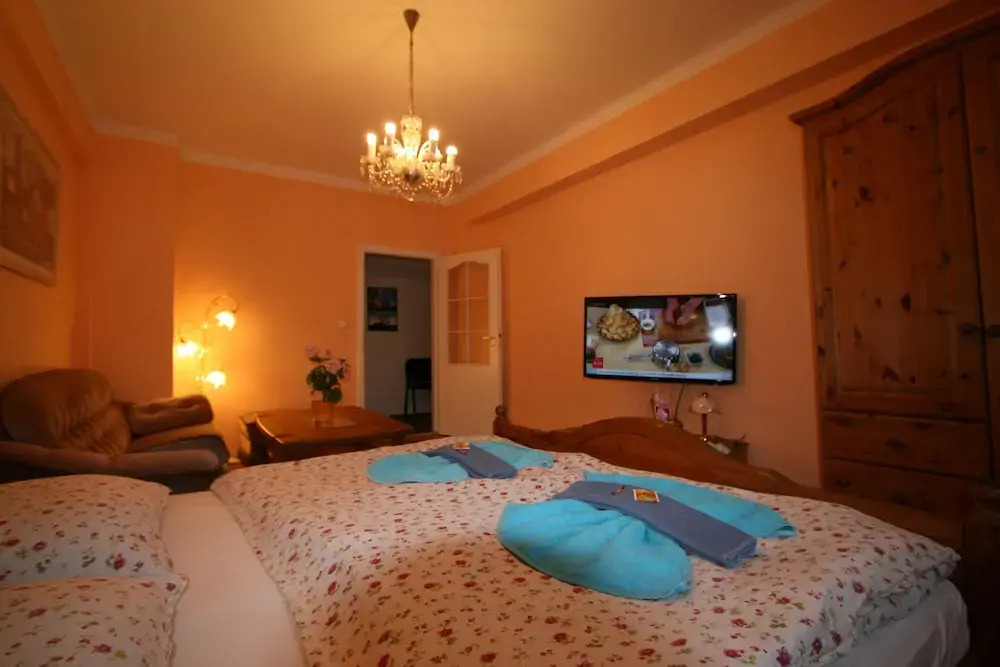 Apartment No. 7 Horova 8