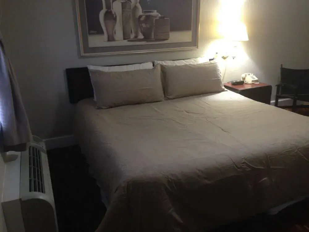 Hearth & Home Inn