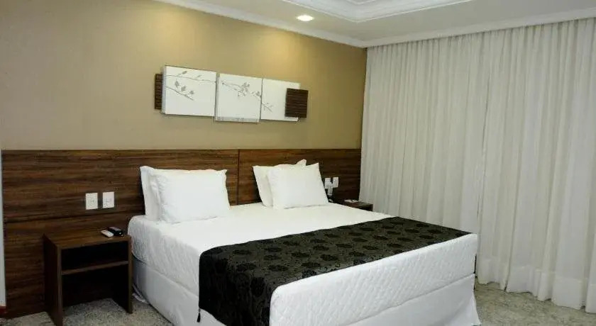 Mavil Plaza Hotel