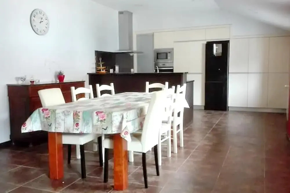 House With 3 Bedrooms in Cossourado, With Wonderful Mountain View, Enclosed Garden and Wifi Near the Beach