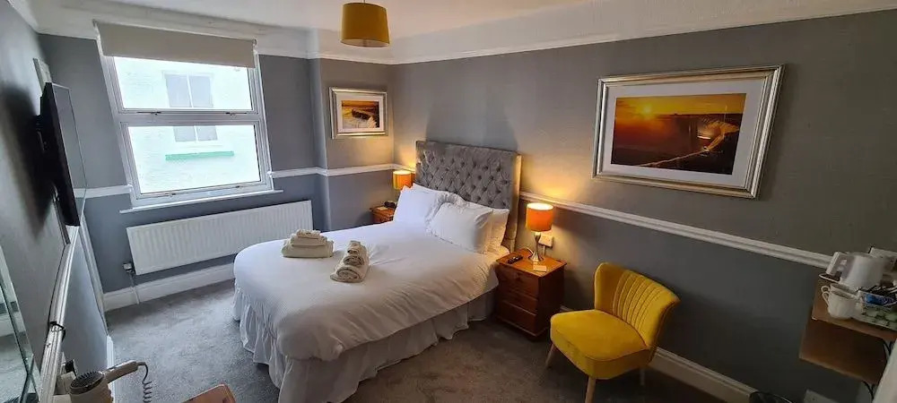 Sunnycroft Private Hotel