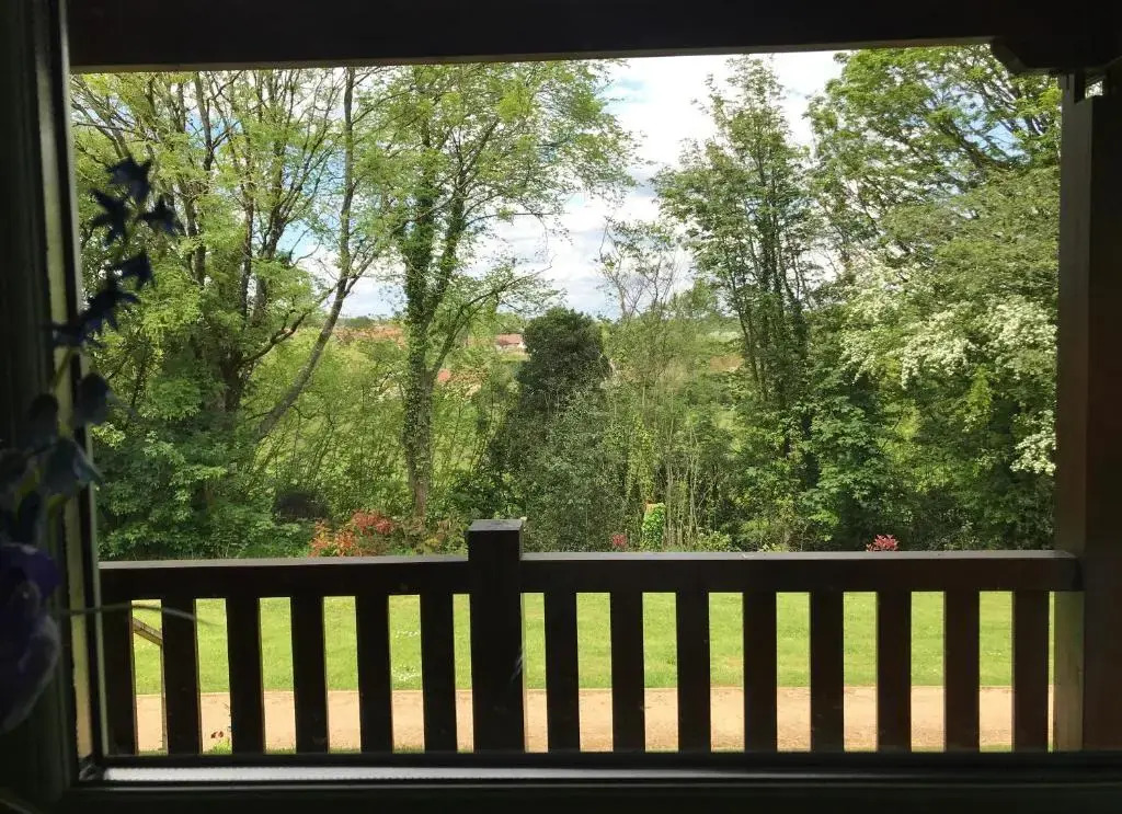 Hollybush Lodges