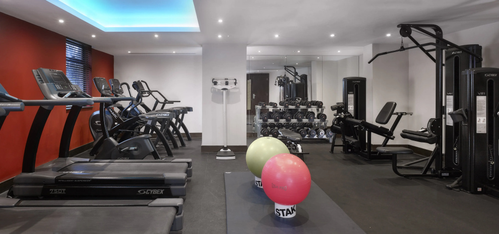 Crowne Plaza London - Gatwick Airport by IHG