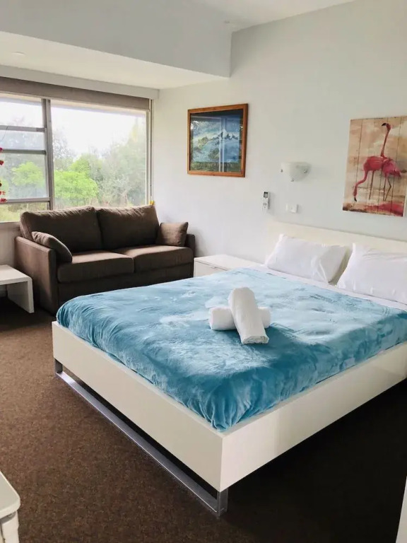 Ettalong Beach motel