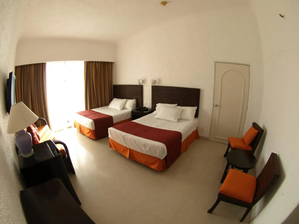 Sierra Mar All Inclusive at Tesoro