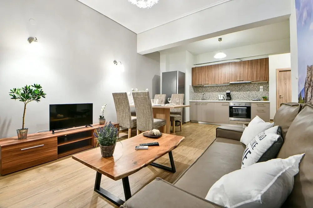 Serene n modern renovated flat