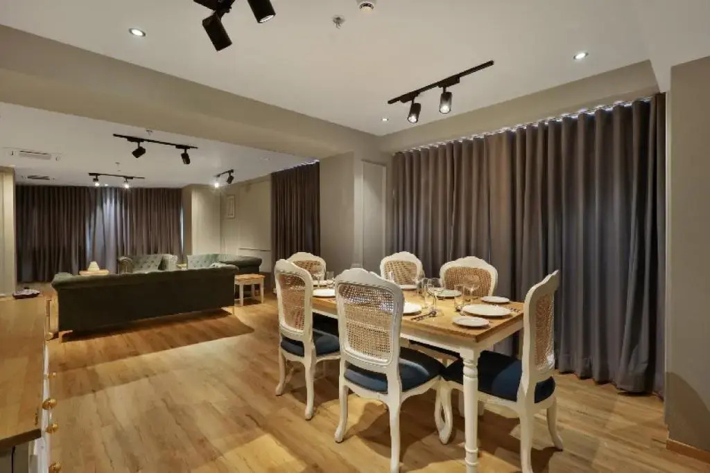 Sunday Hotel & Convention Centre by CheckIn, Vadodara