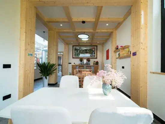 Zhonghan Small Courtyard