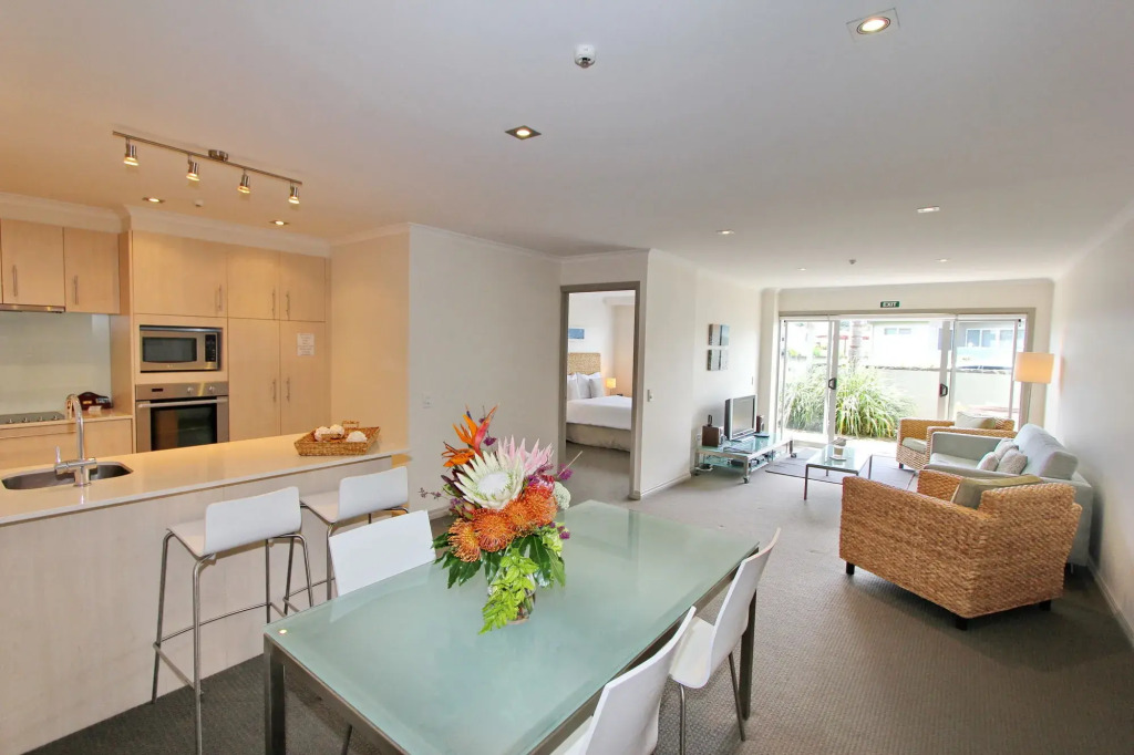 Crows Nest Apartments