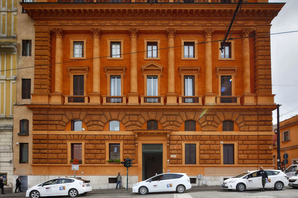 HT N°9 Colosseo