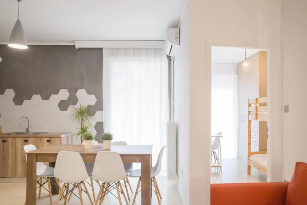 Cozy Apartment in Central Athens - Sleeps 5