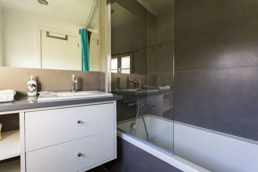 ALTIDO Urban 1-bed flat w/workspace, moments from Av. da Liberdade